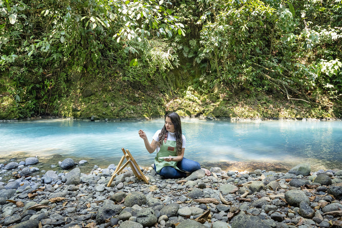 Del campo al lienzo: El proceso creativo de Bekuo para ilustrar la biodiversidad de Costa Rica